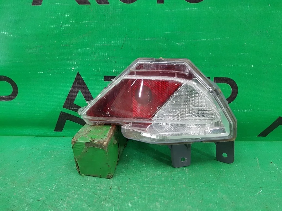 Фонарь противотуманный TOYOTA RAV4 2015-2019 CA40