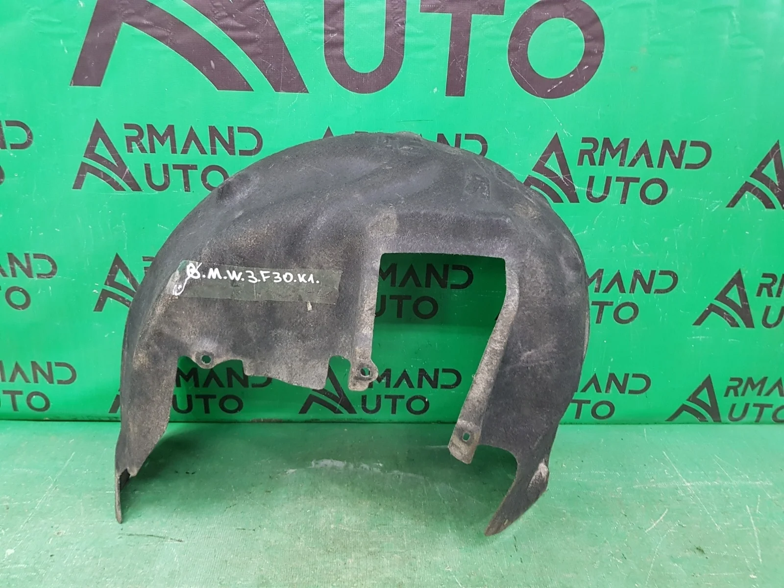 Подкрылок BMW 3 2011-2020 F30