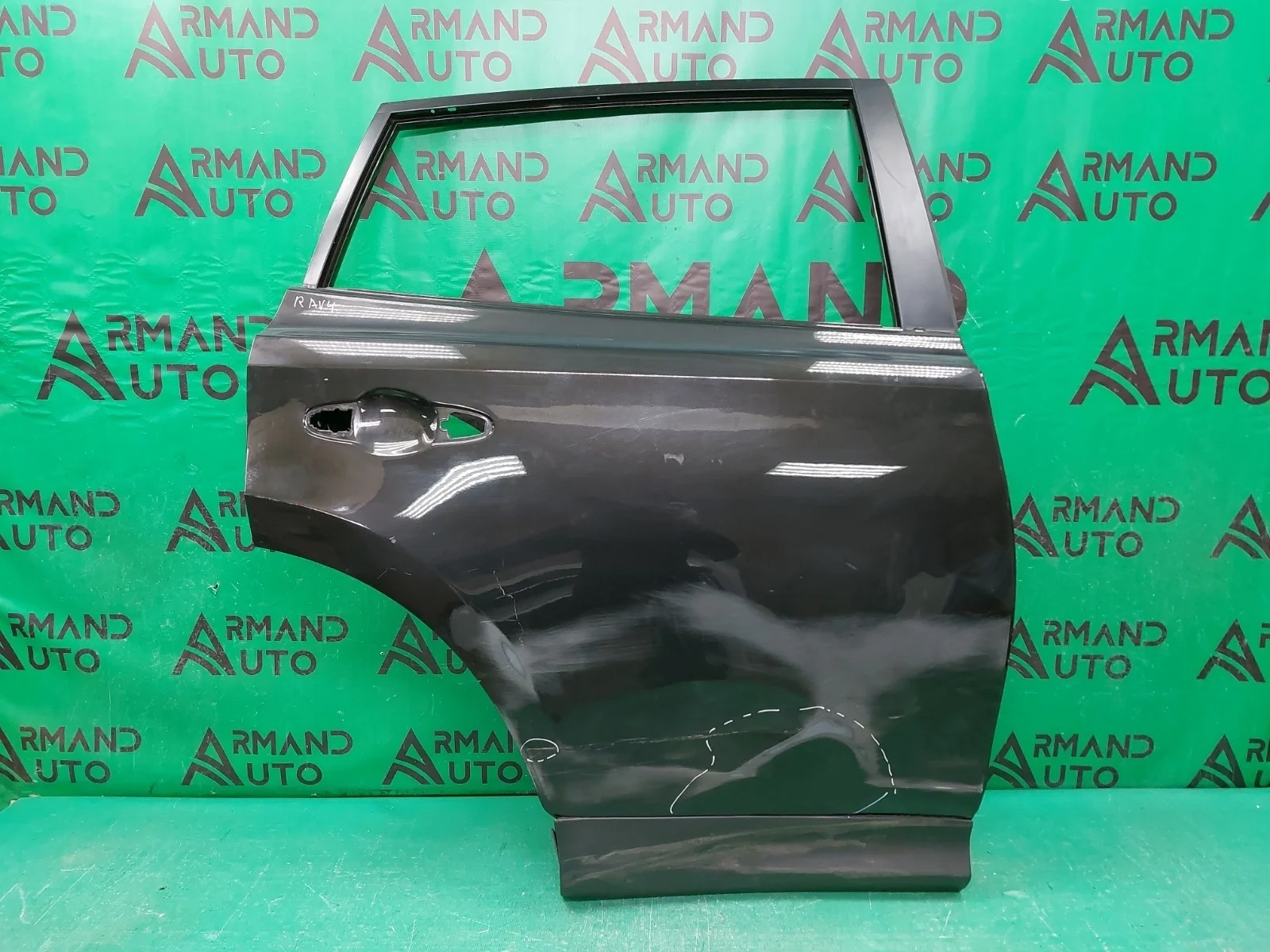Дверь TOYOTA RAV4 2015-2019 CA40