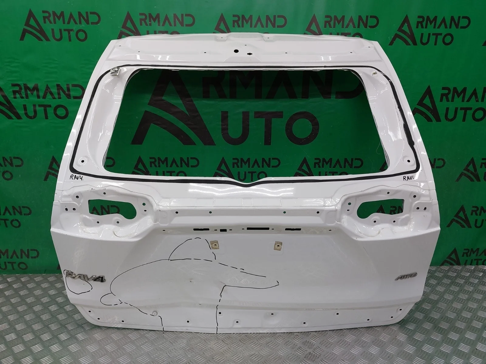 Дверь багажника TOYOTA RAV4 2018 XA50