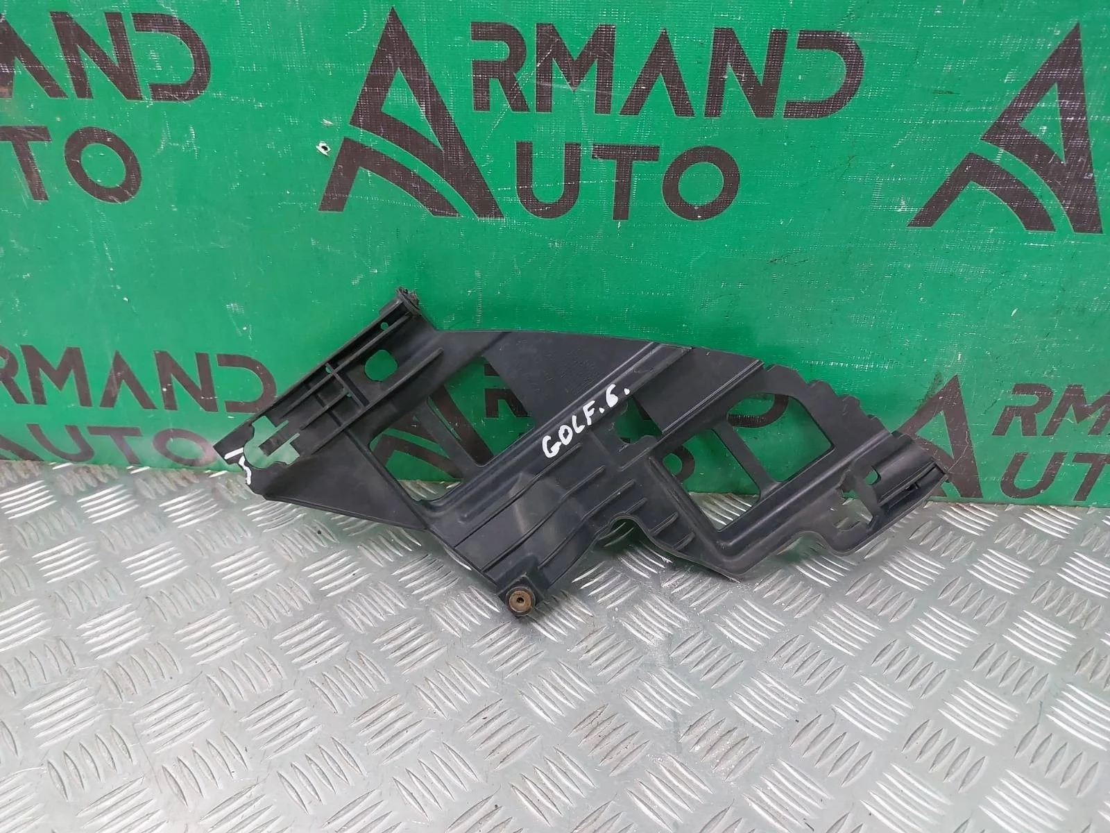 Кронштейн фары Volkswagen Golf 2008-2012 6