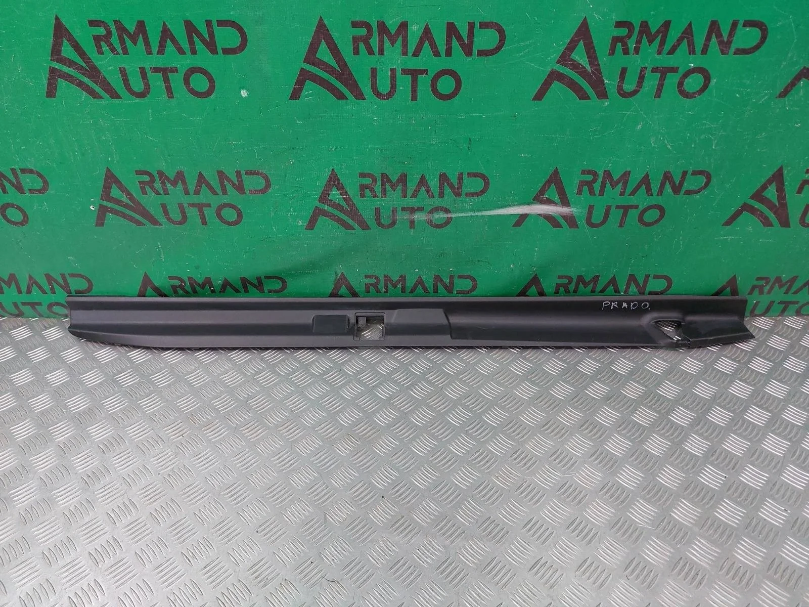 Накладка бампера Toyota Land Cruiser Prado 2009-нв 150