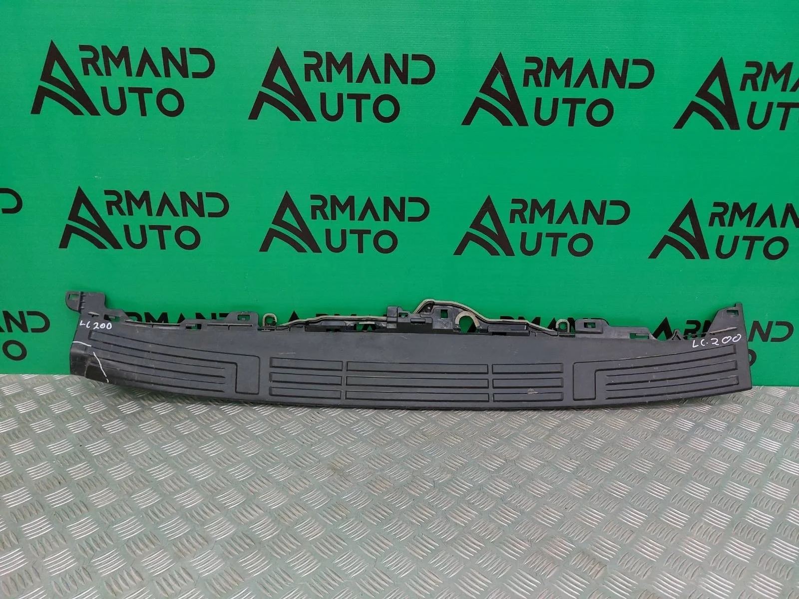 Накладка бампера верхняя Toyota Land Cruiser Prado 2009-нв 150