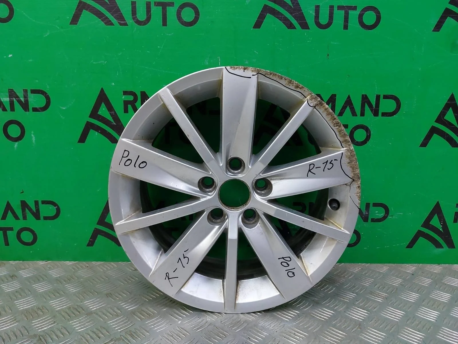 Диск колесный r15 Volkswagen Polo 6