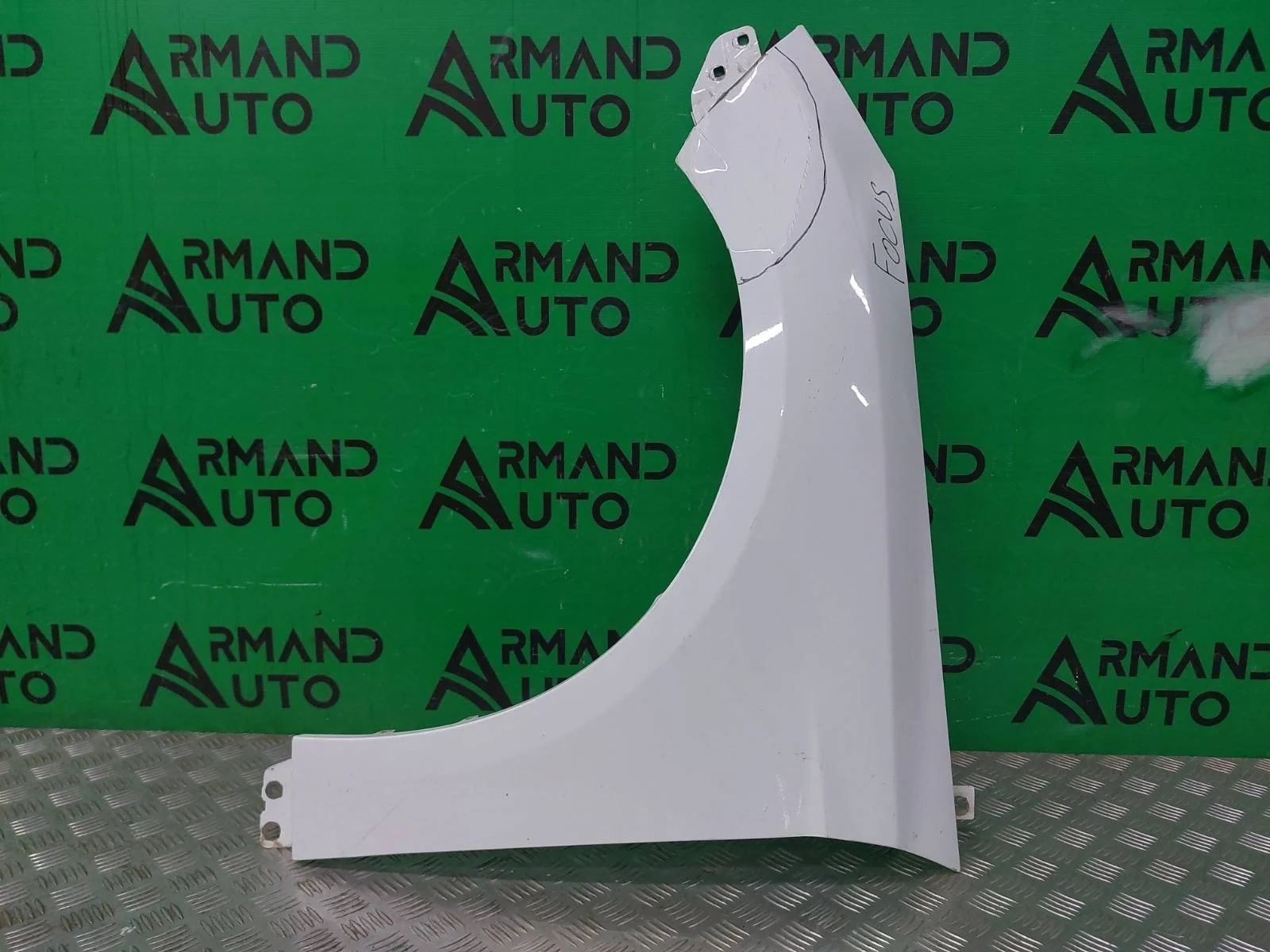 Крыло Ford Focus 2011-2019 3