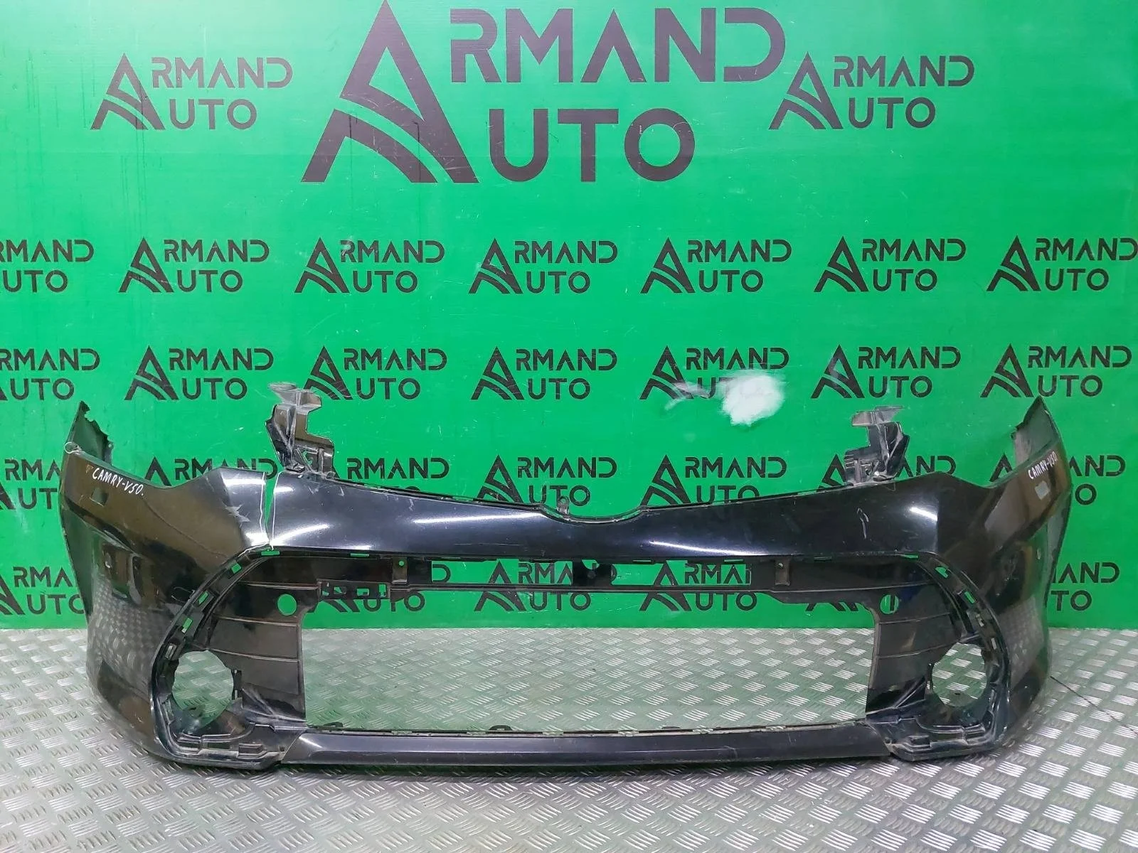 Бампер Toyota Camry 2014-2018 7 XV50
