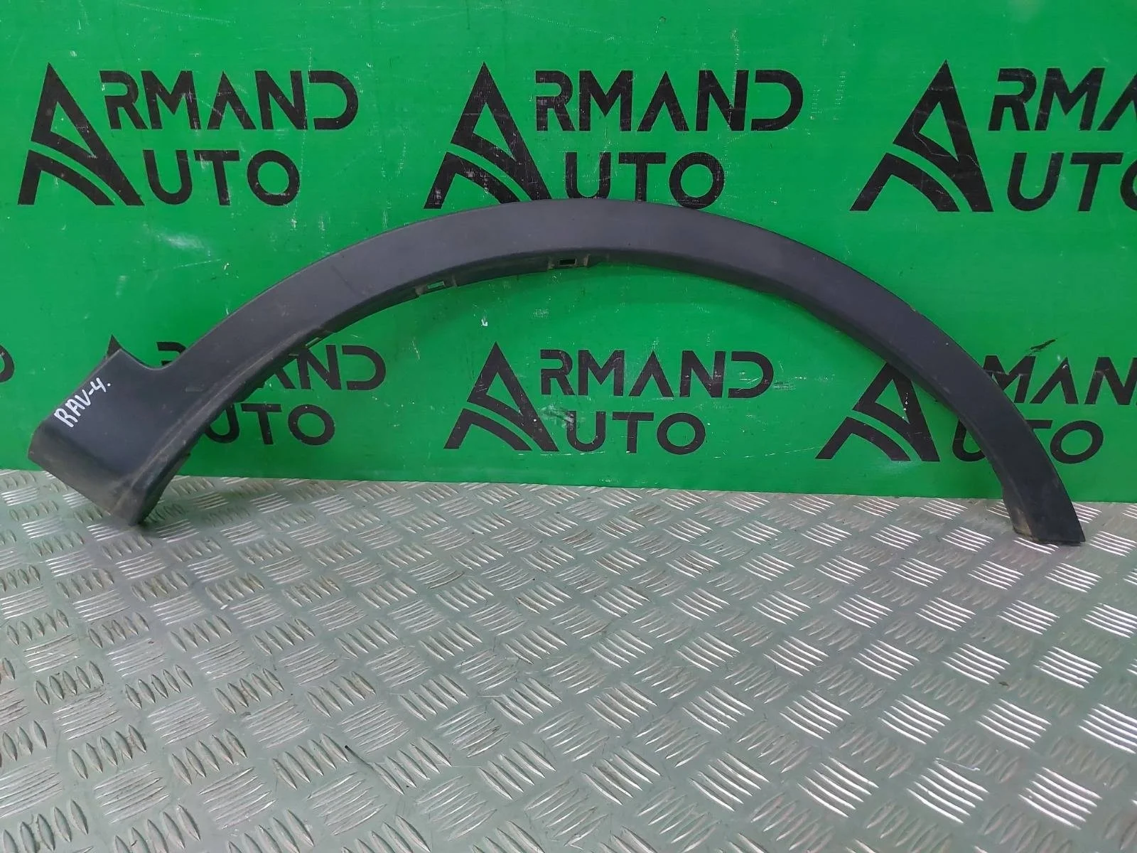 Расширитель крыла Toyota RAV4 2012-2015 CA40