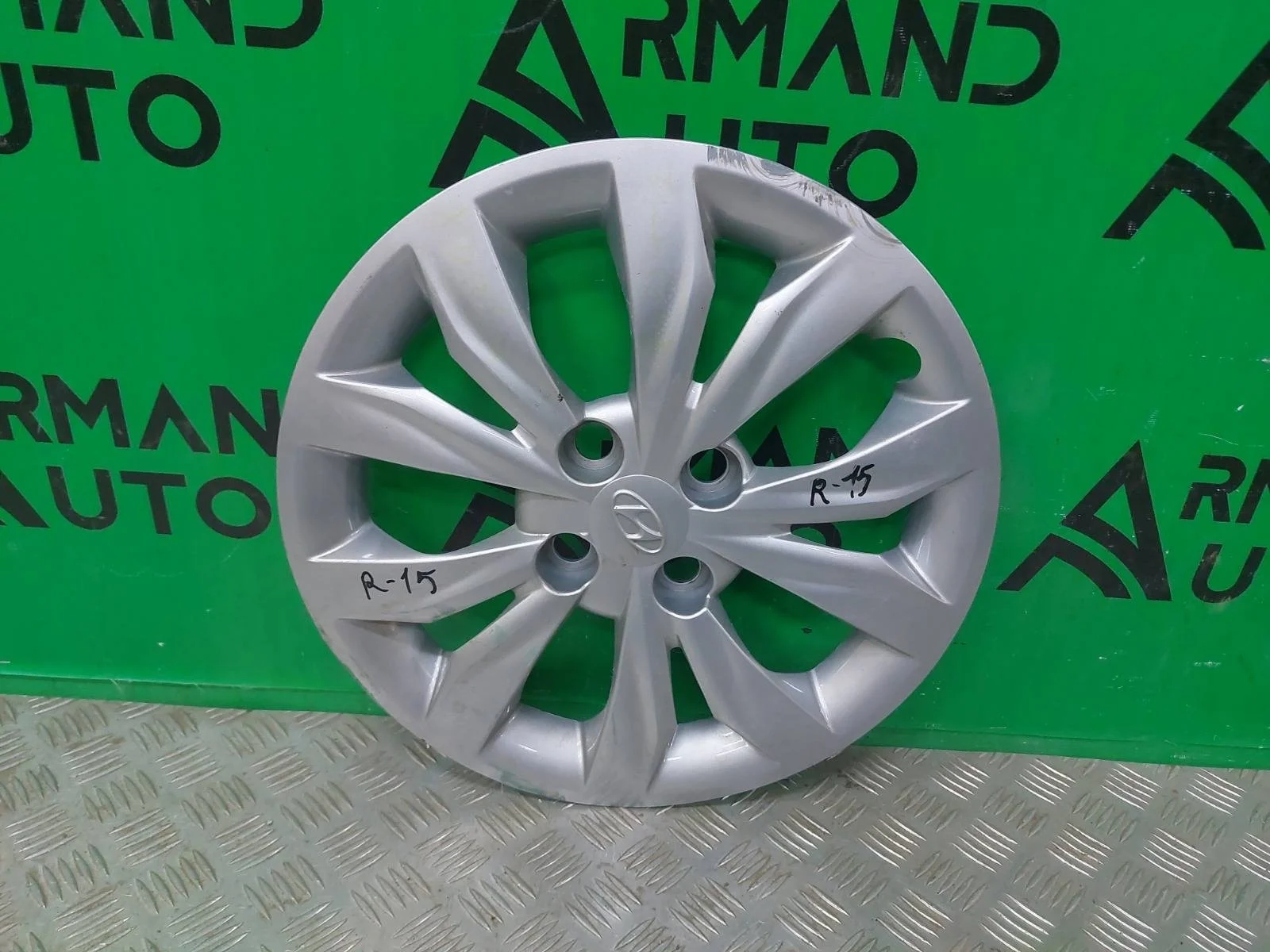 Колпак Hyundai Solaris 2