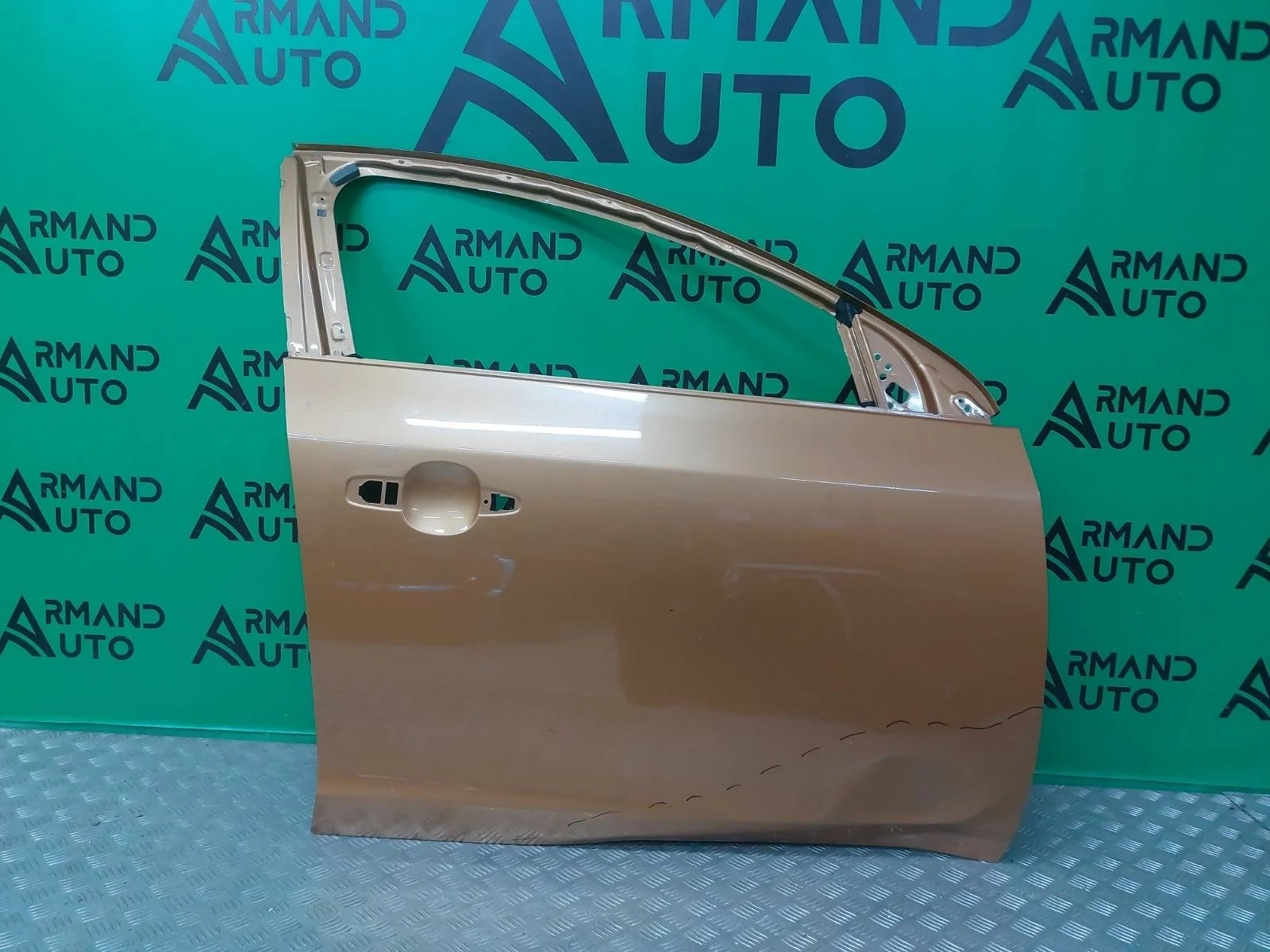 Дверь Volvo S60 2010-2018