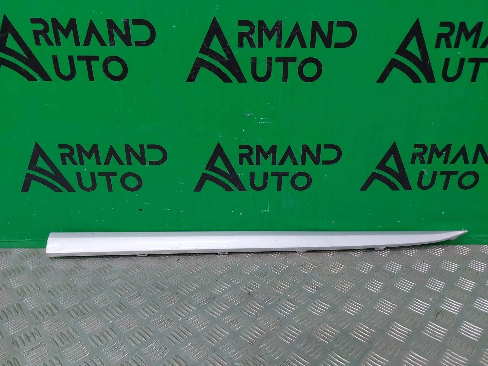 Накладка молдинга двери Mitsubishi Outlander 2015-нв 3