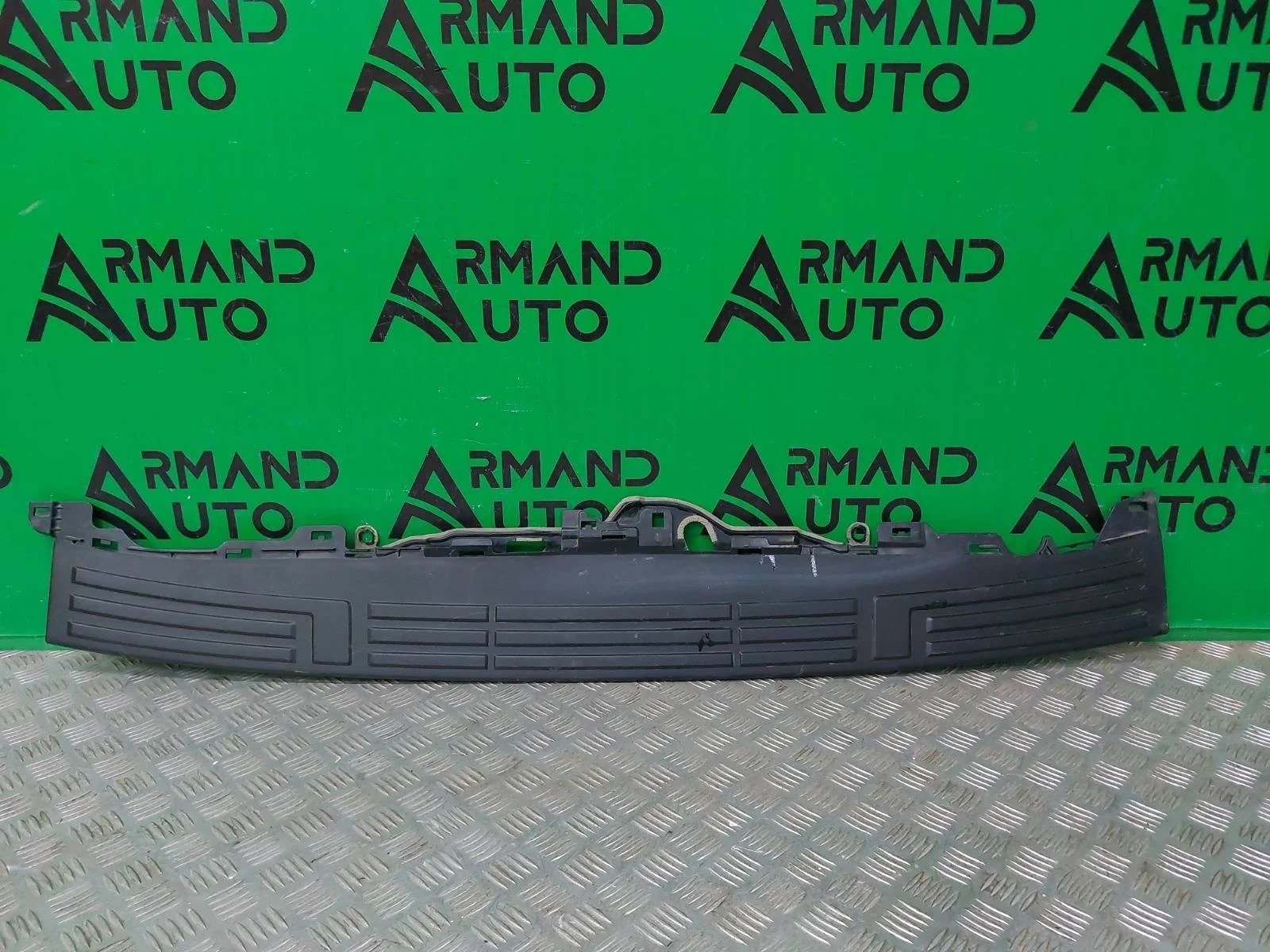 Накладка бампера верхняя Toyota Land Cruiser Prado 2009-нв 150