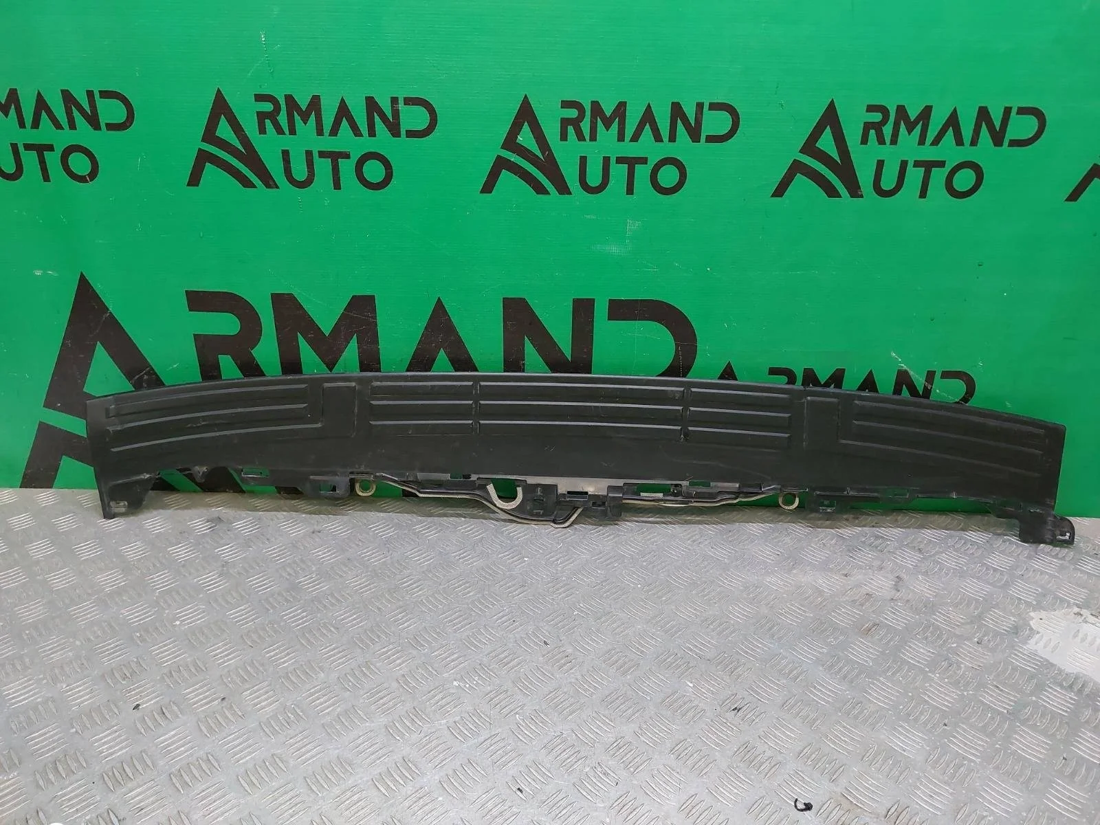 Накладка бампера верхняя Toyota Land Cruiser Prado 2009-нв 150