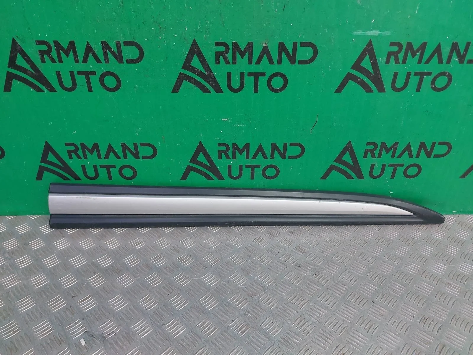 Молдинг двери Mitsubishi Outlander 2015-нв 3