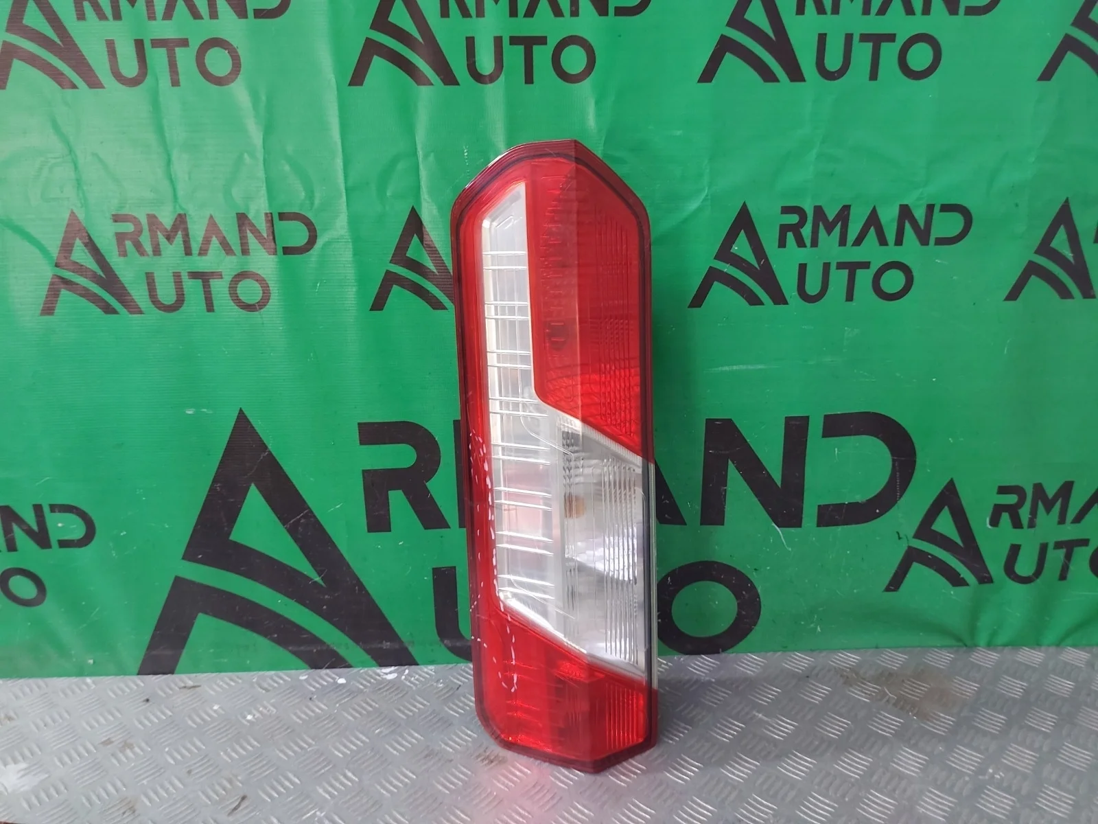 Фонарь Ford Transit 2014-нв 7 TTG