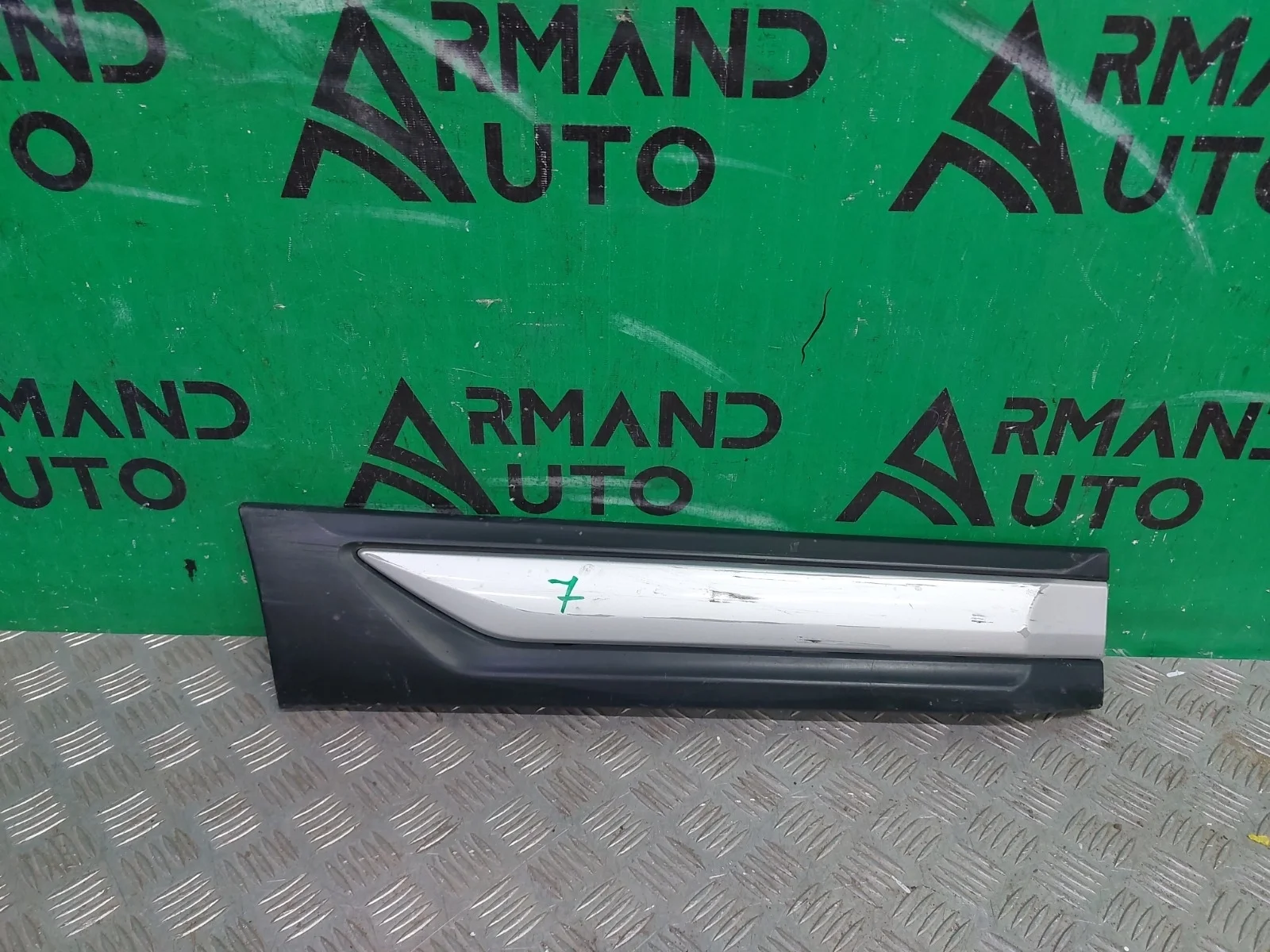 Молдинг двери Mitsubishi Outlander 2015-нв 3