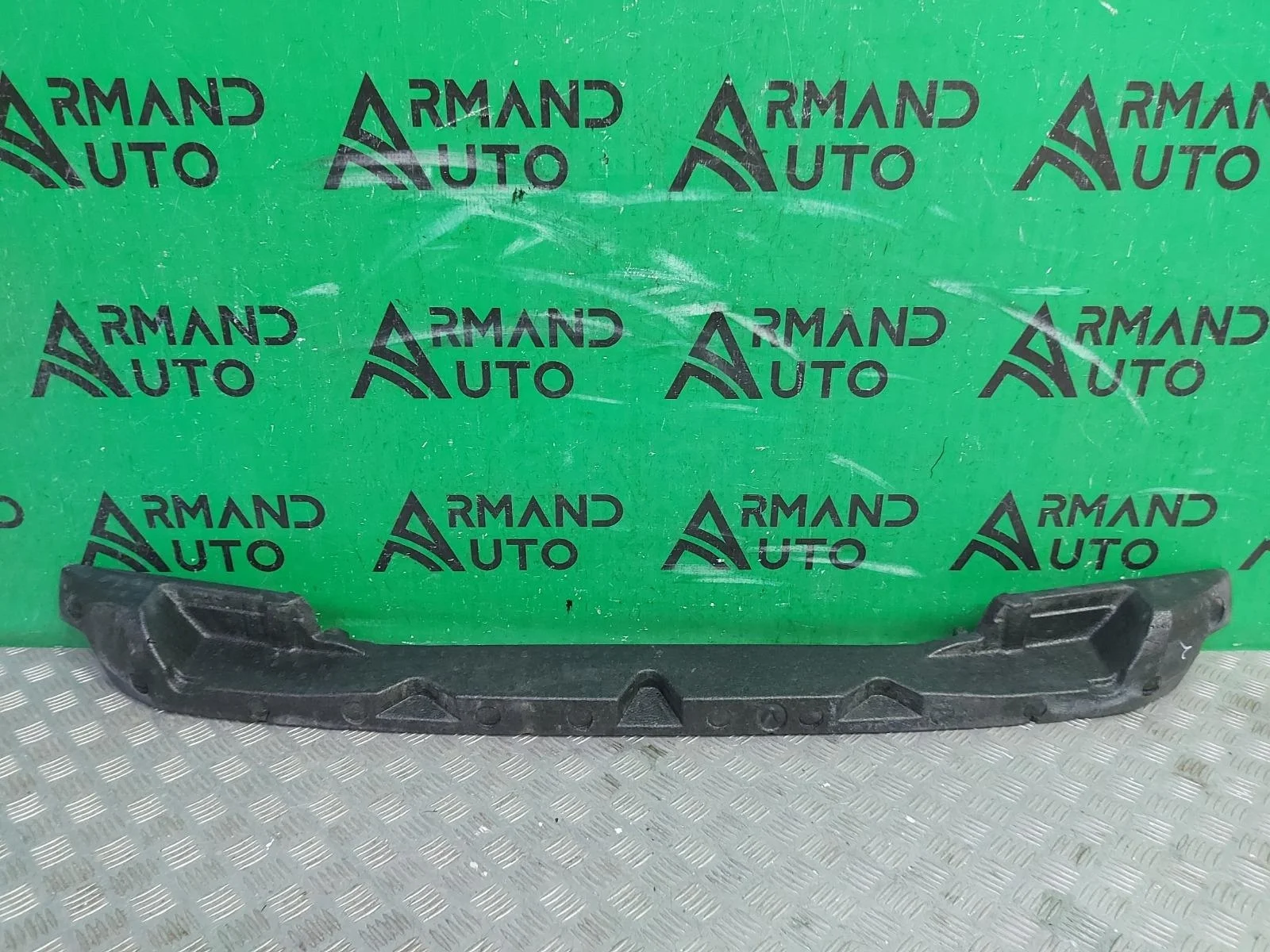 Абсорбер бампера Toyota Land Cruiser 2018-2021 200