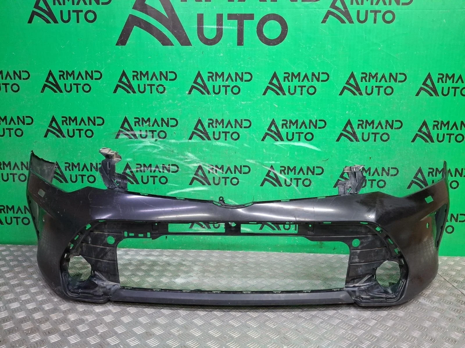 Бампер Toyota Camry 2014-2018 7 XV50