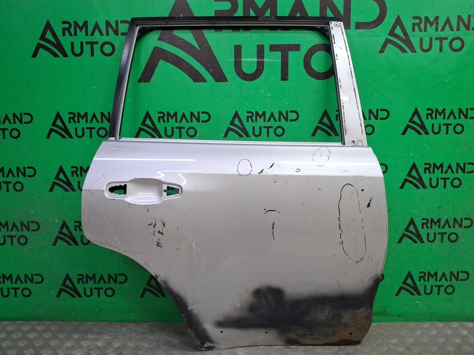 Дверь Toyota Land Cruiser 2015-2021 200