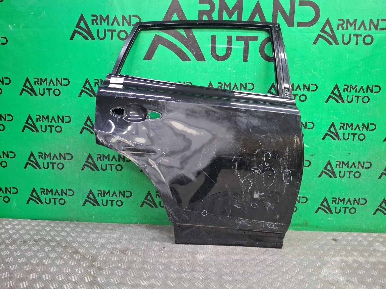 Дверь Toyota RAV4 2012-2019 CA40
