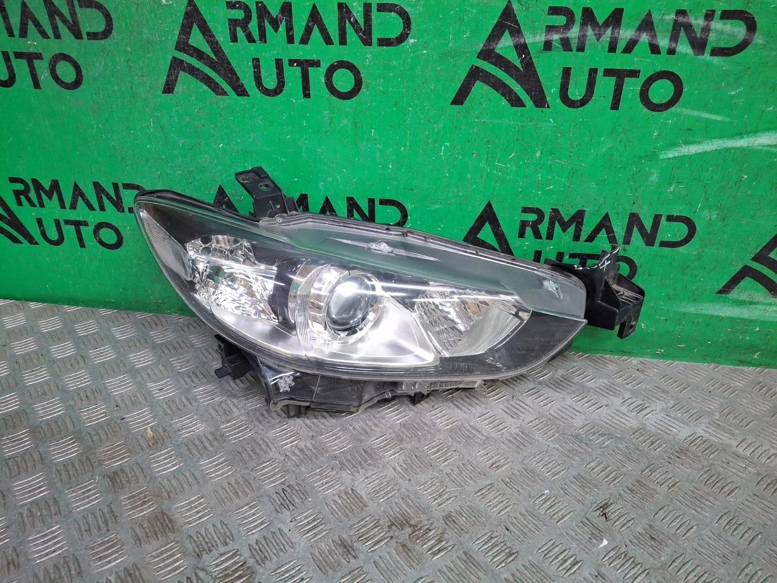 Фара Mazda 6 2012-2018 3 GJ