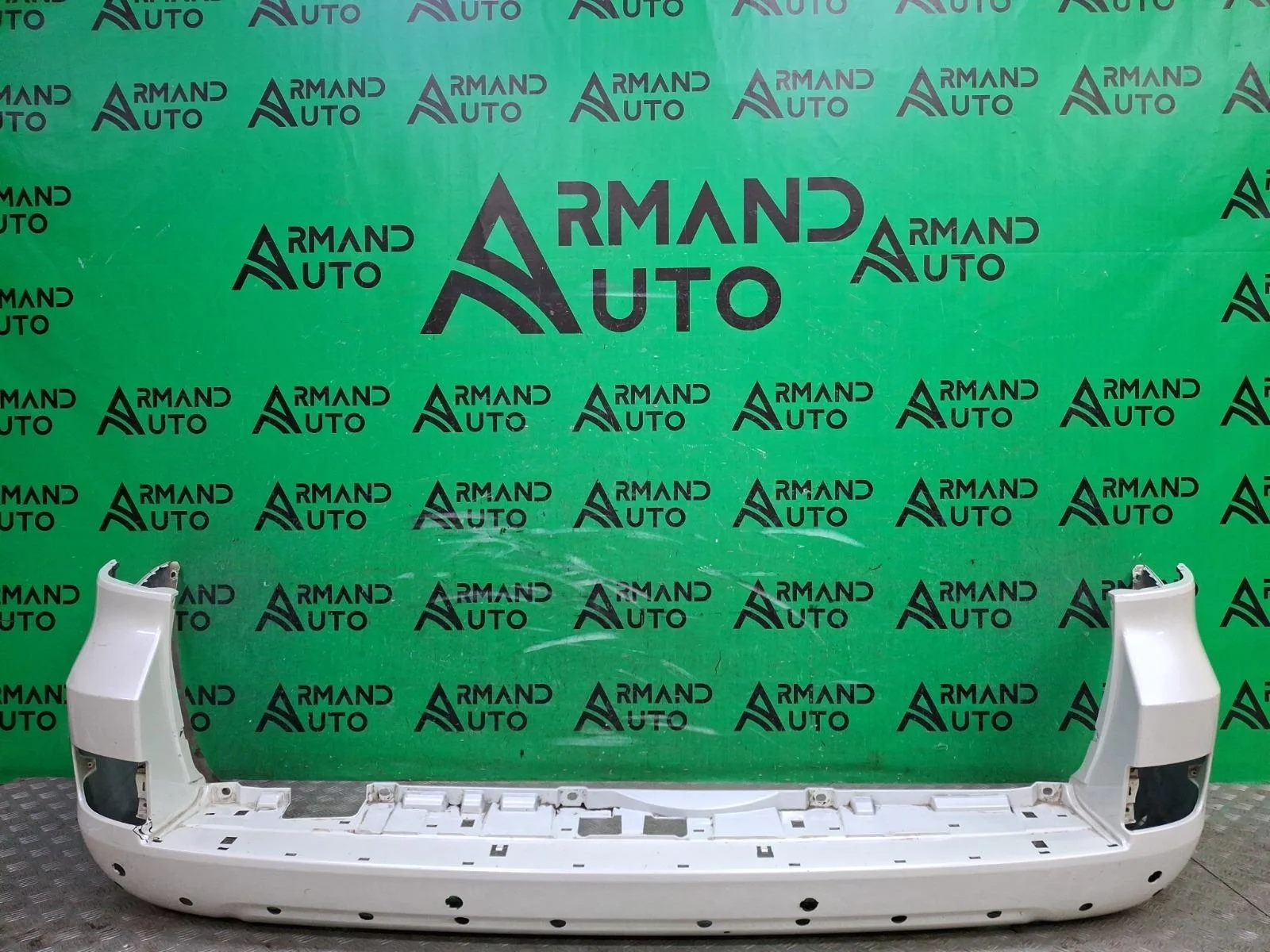Бампер Toyota Land Cruiser 2015-2021 200