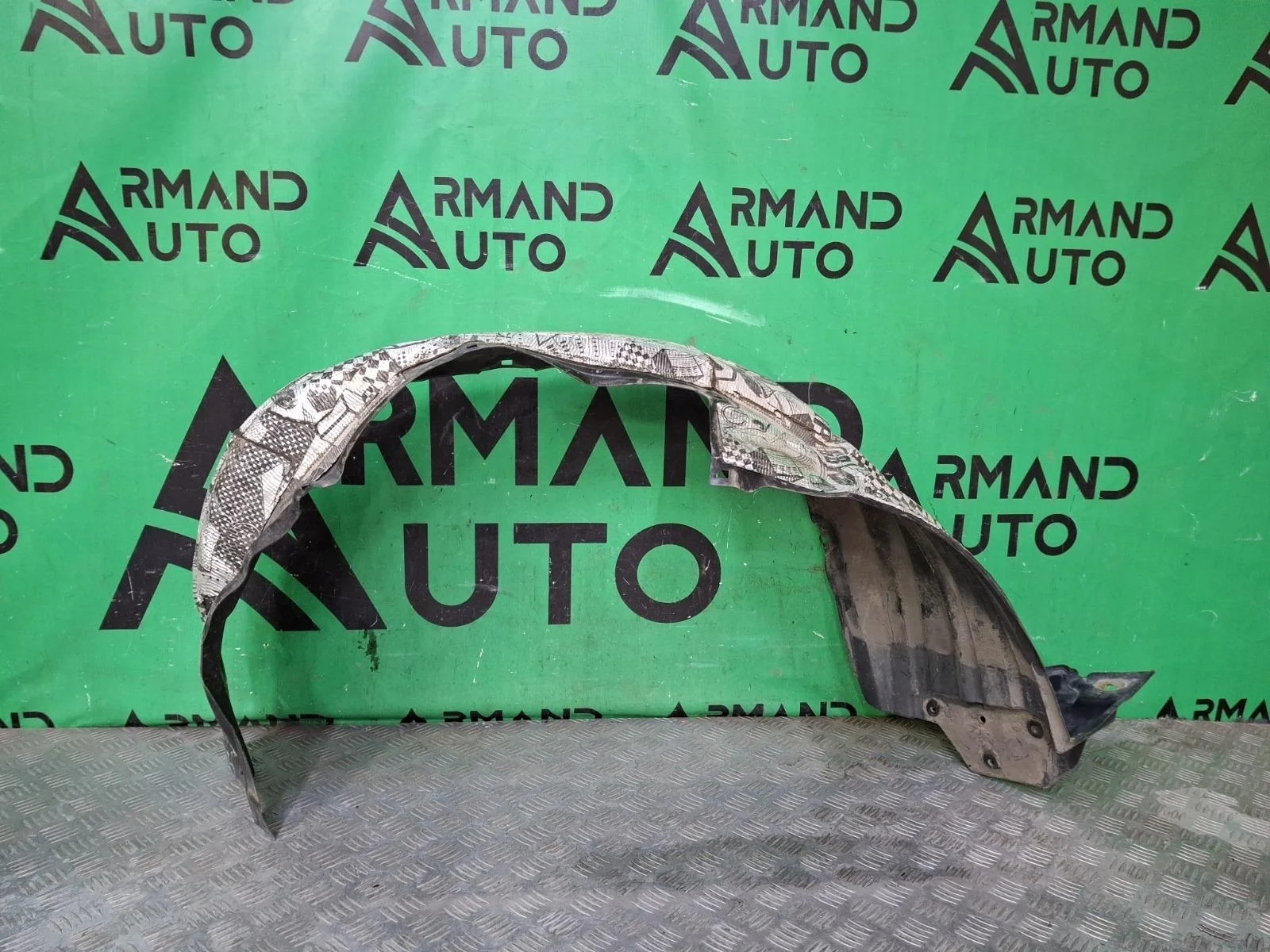Подкрылок Toyota Land Cruiser Prado 2009-2017 150