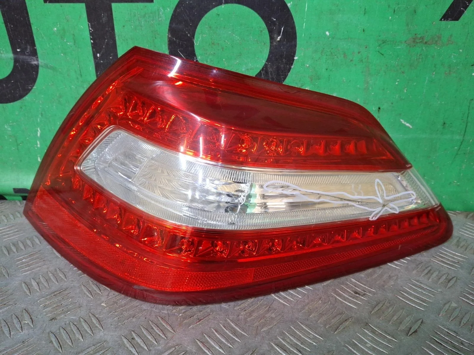 Фонарь Nissan Teana 2008-2011 J32