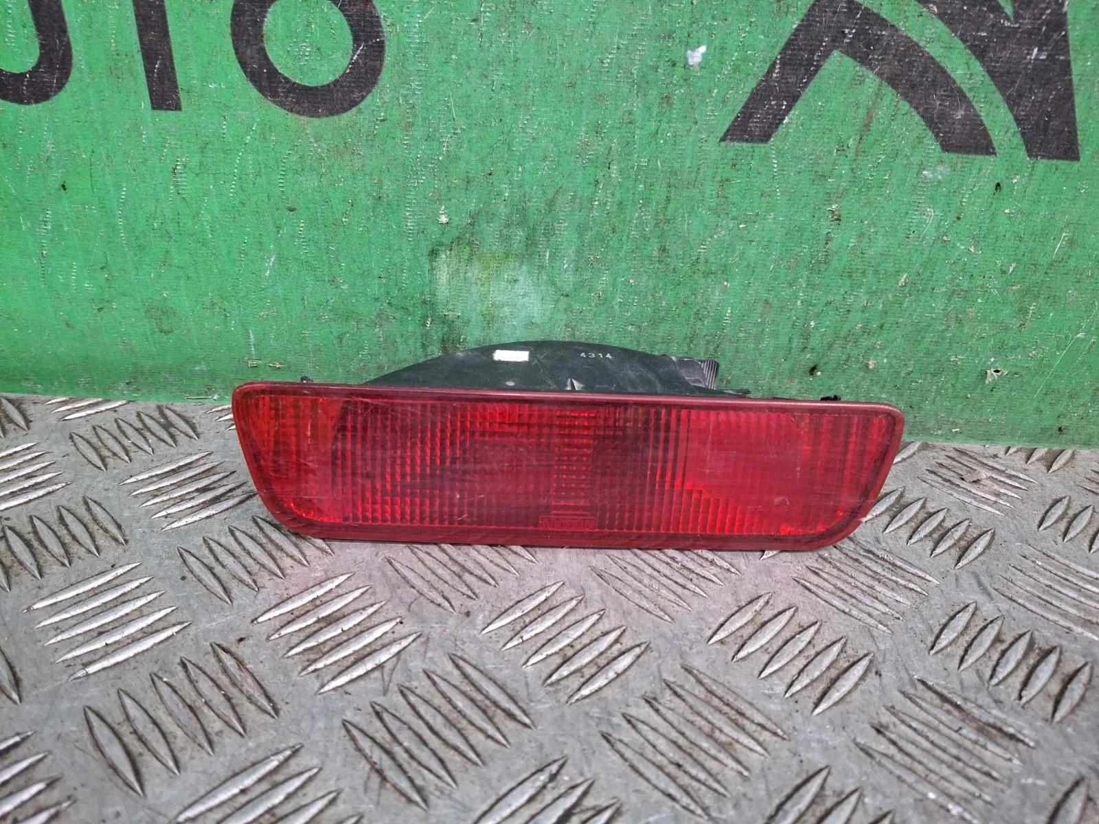 Фонарь противотуманный Nissan Qashqai 2006-2013 j10