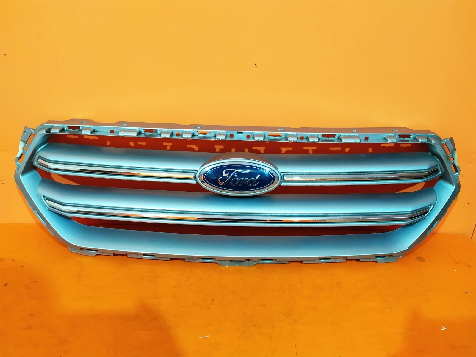 Решетка радиатора Ford Kuga 2016-2019 CBS