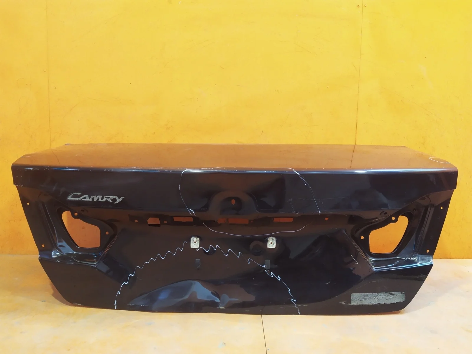 Крышка багажника Toyota Camry 2011-2018 7 XV50