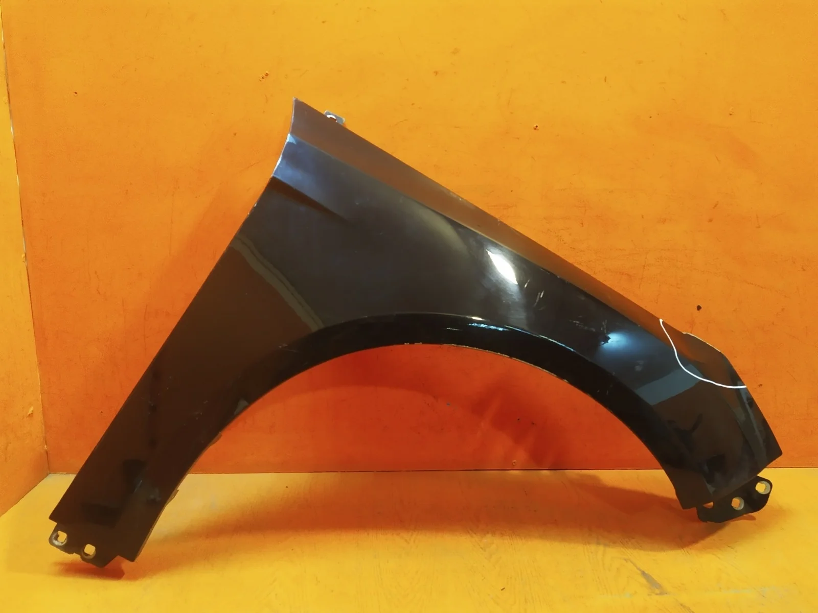 Крыло Ford Focus 2011-2019 3