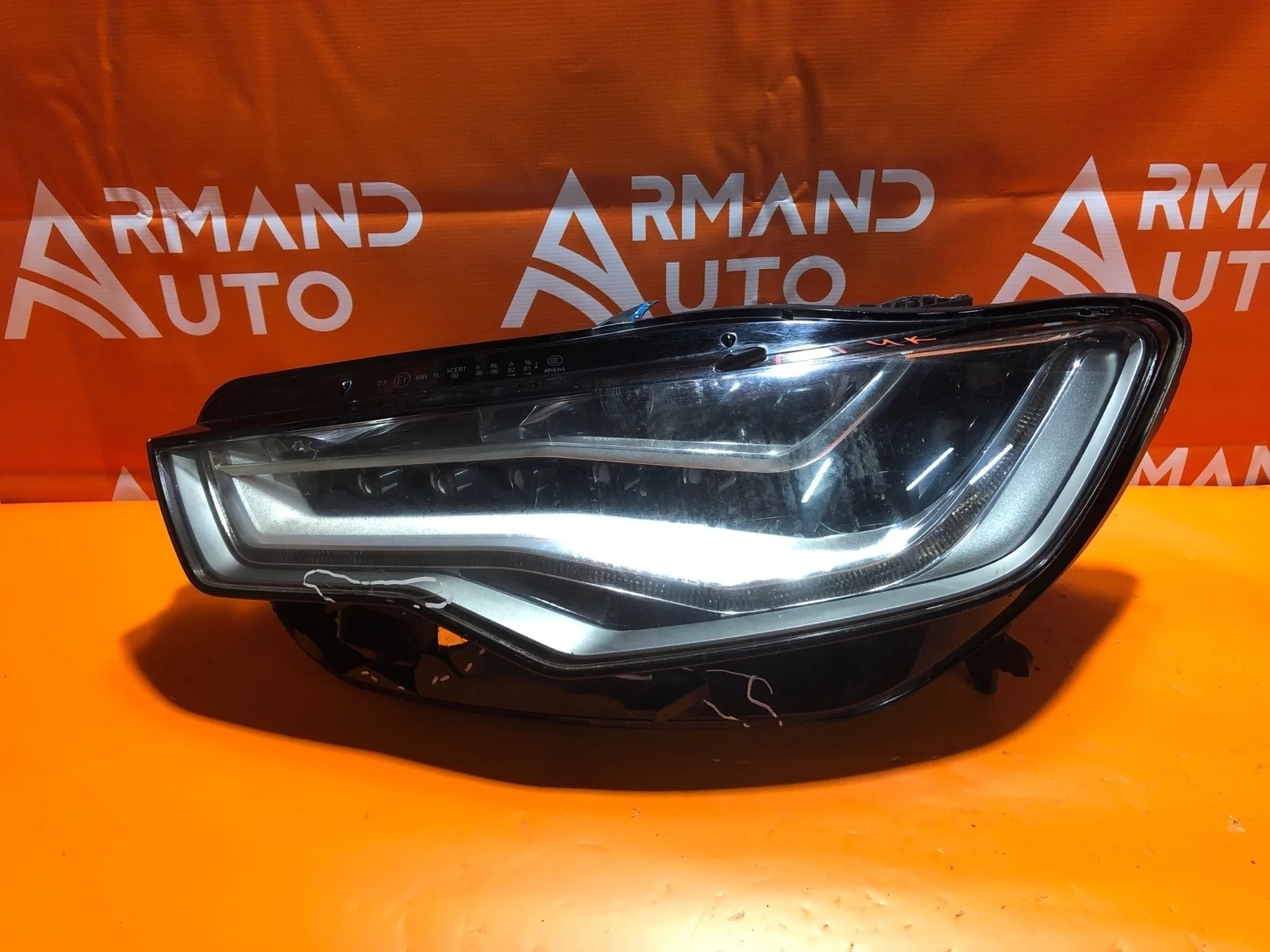 Фара Audi A6 2011-2014 C7