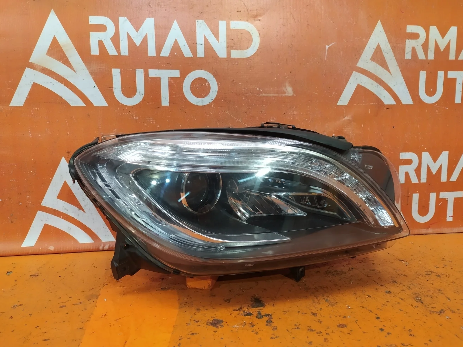 Фара Mercedes ML GLE-Class 2011-2015 W166