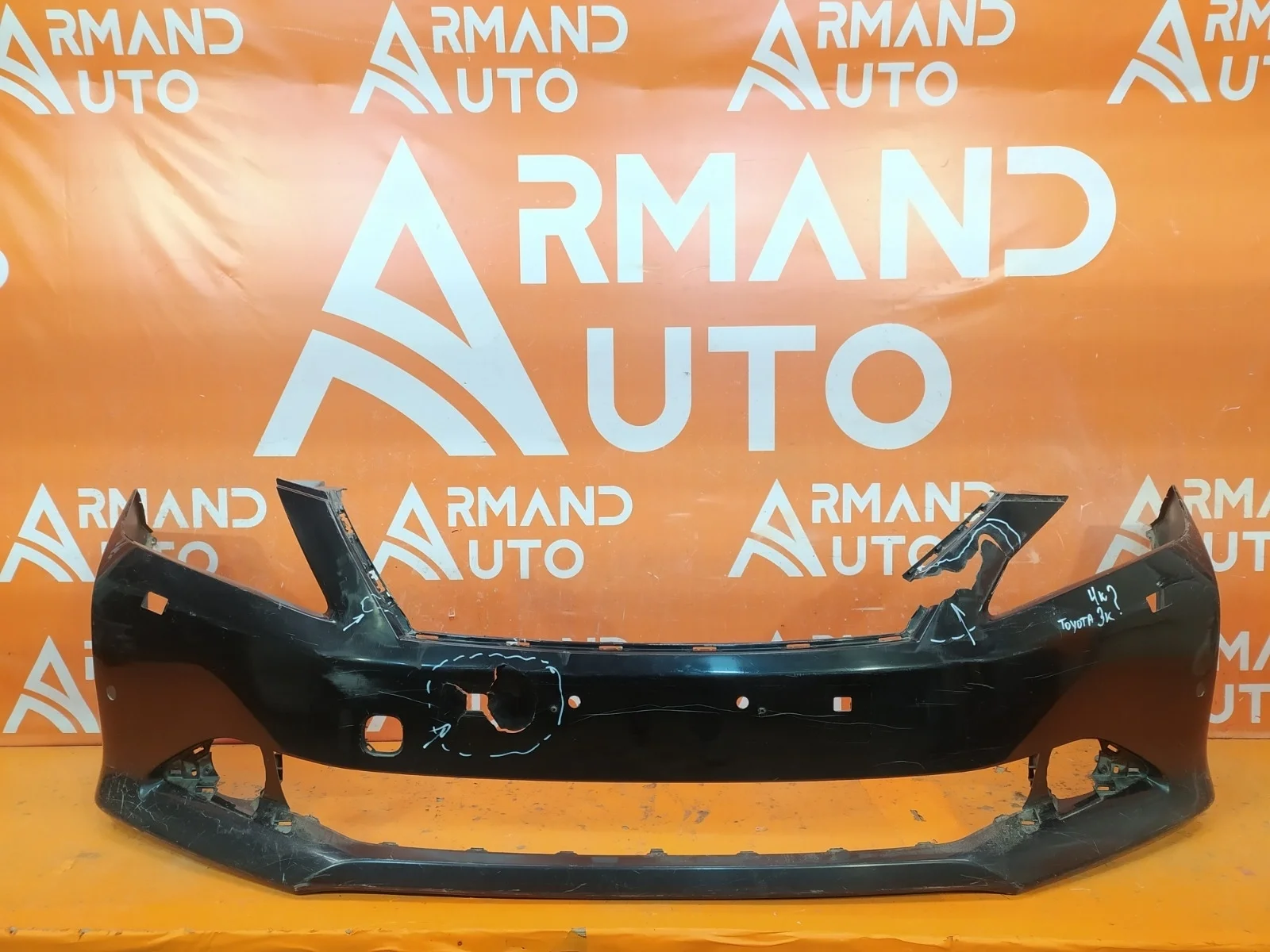 Бампер Toyota Camry 2011-2014 7 XV50
