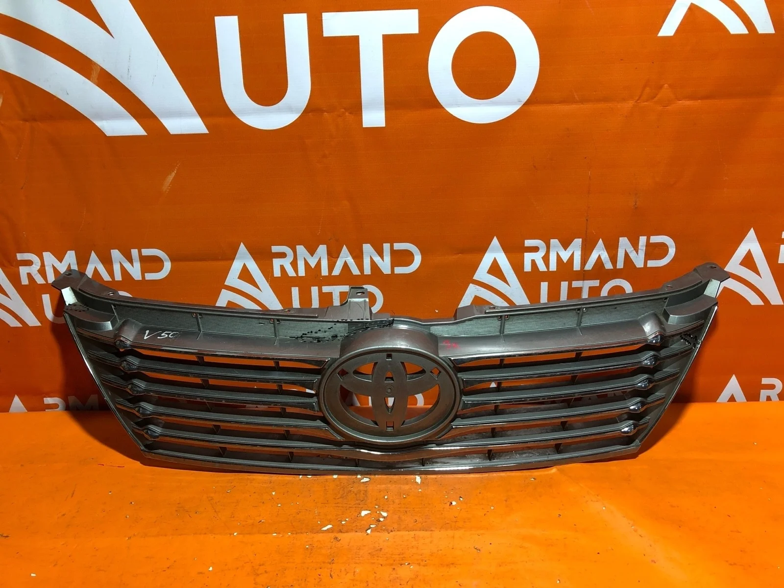 Решетка радиатора Toyota Camry 2011-2014 7 XV50