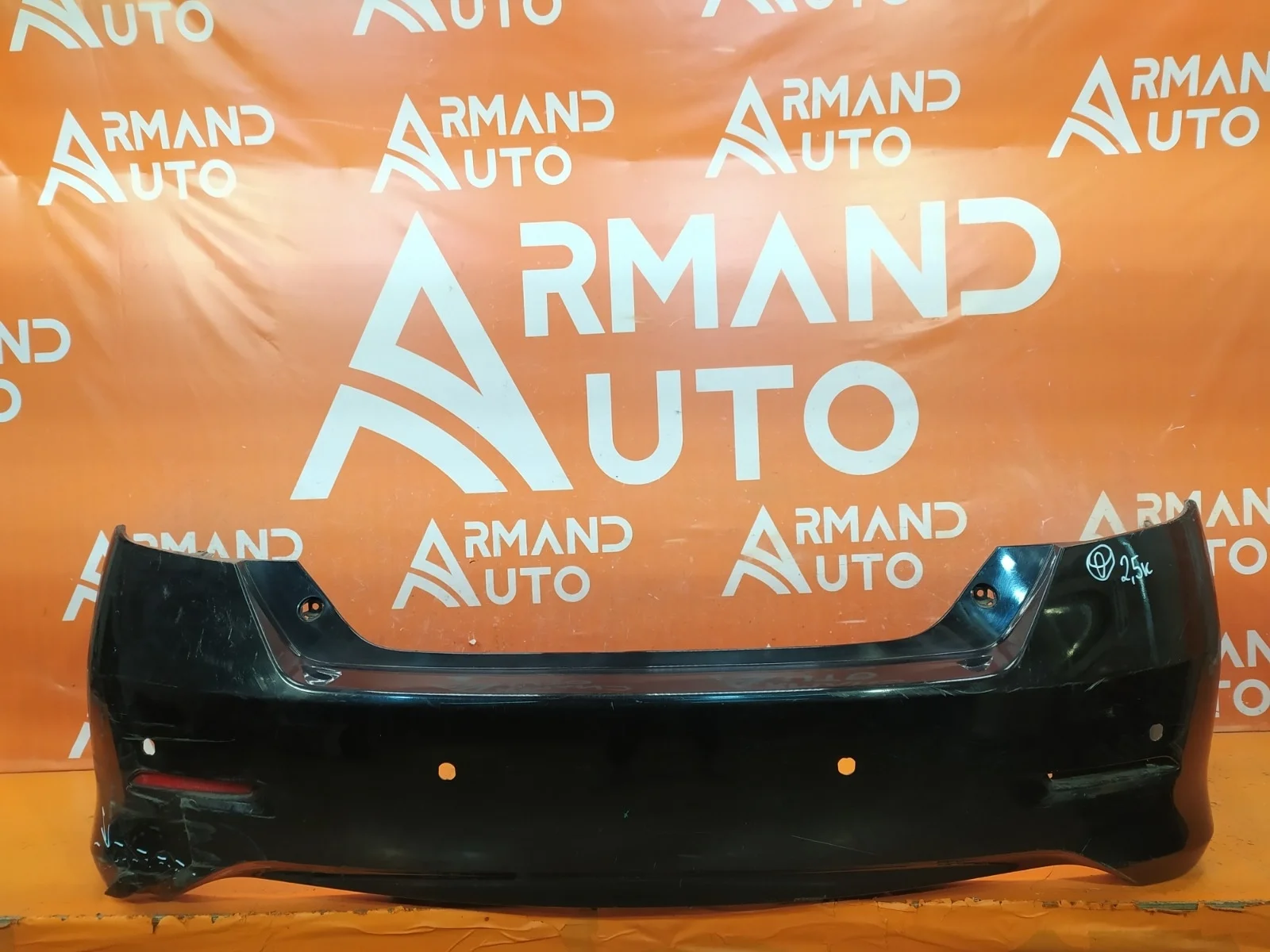 Бампер Toyota Camry 2011-2014 7 XV50