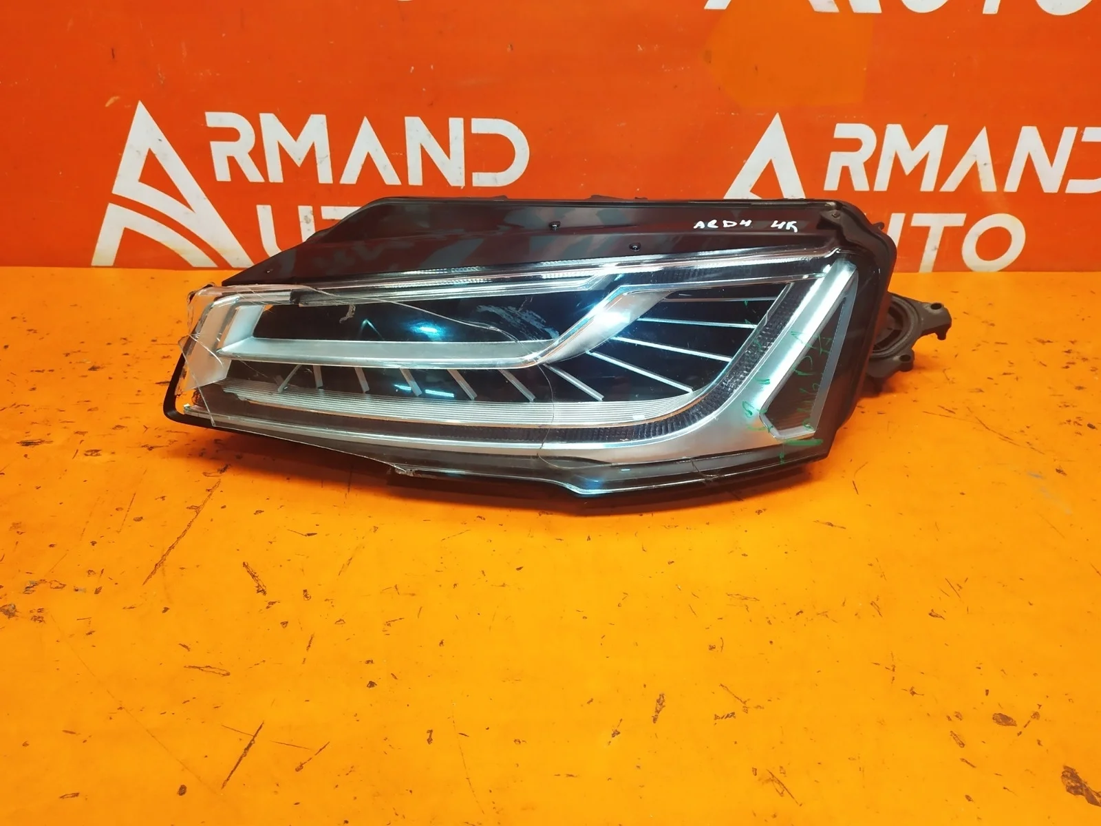 Фара Audi A8 2013-2017 D4