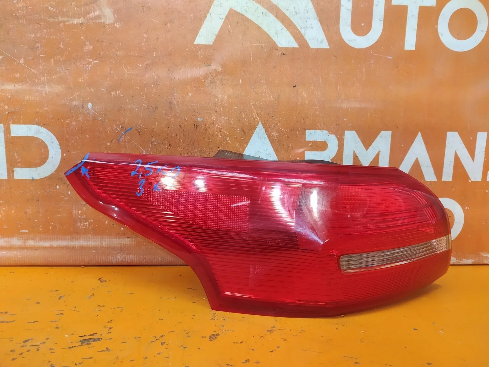 Фонарь внешний Ford Focus 2014-2019 3