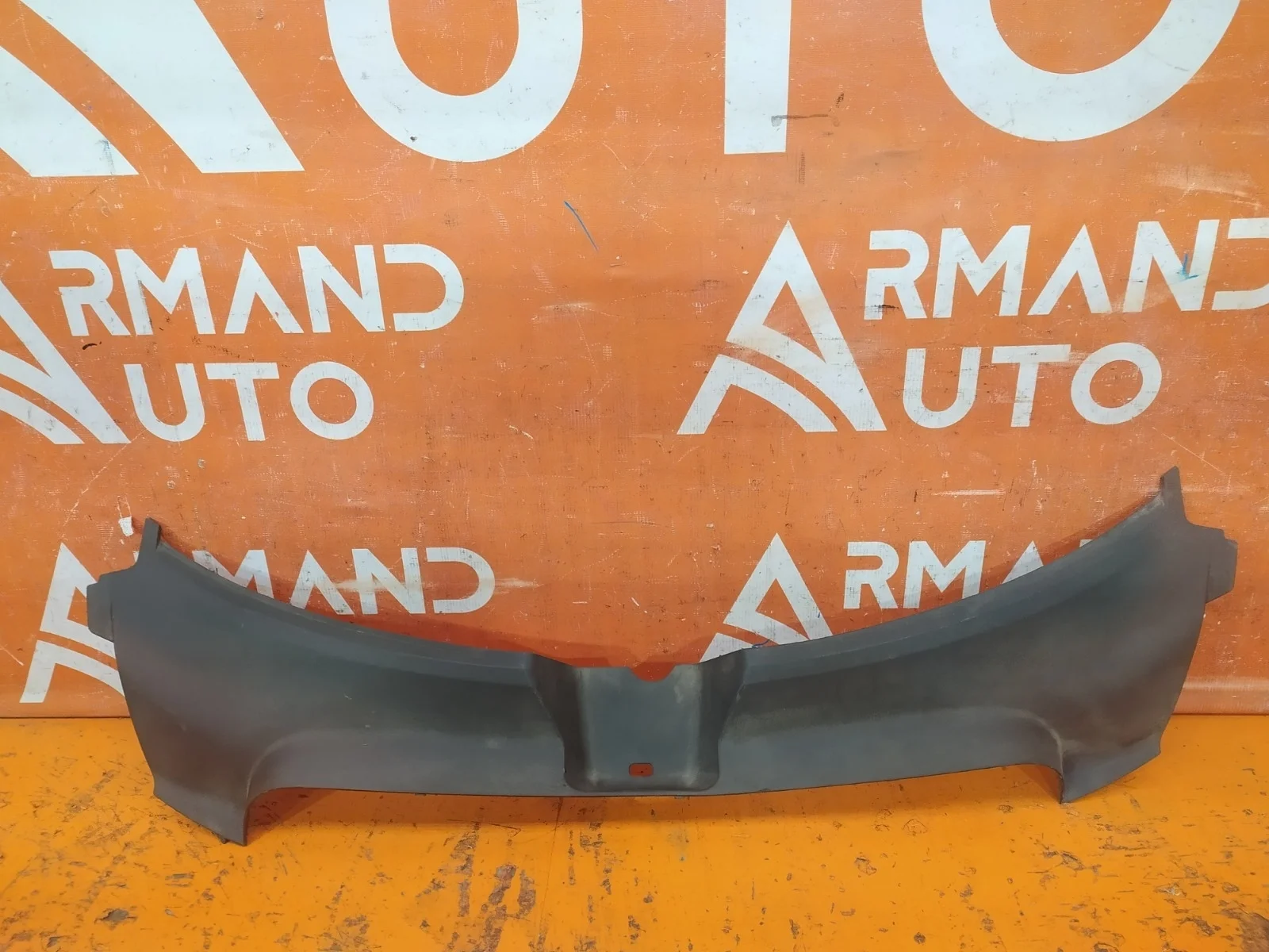 Кожух замка капота Audi A6 2004-2011 3 c6