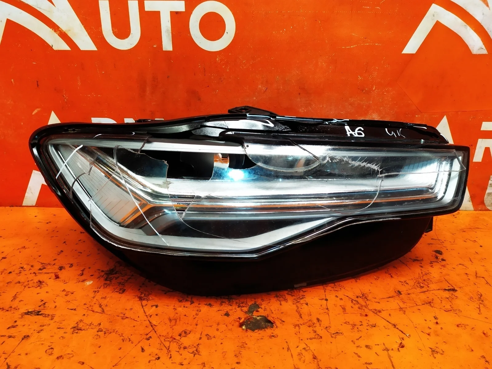 Фара Audi A6 2014-2018 C7