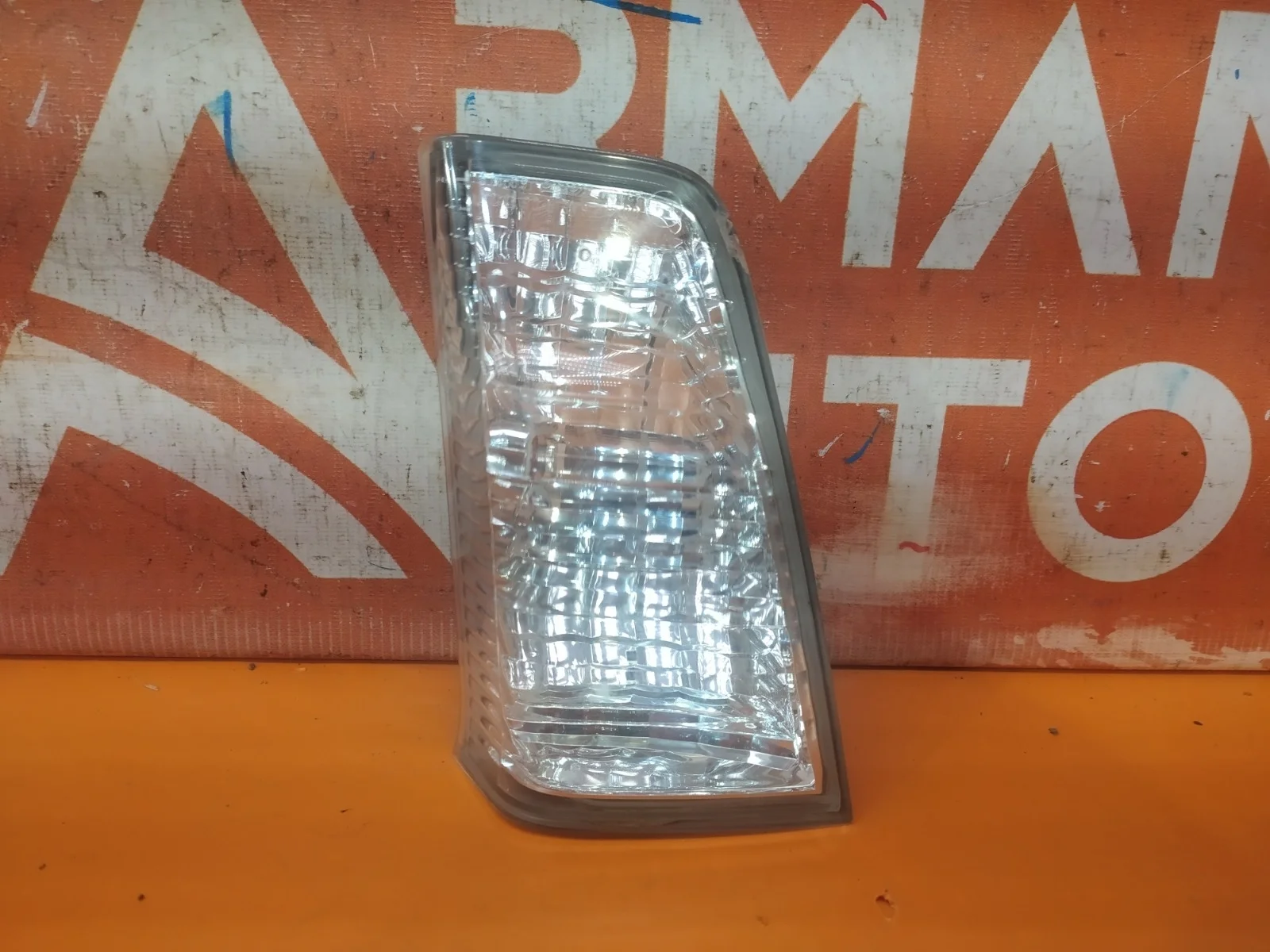 Подсветка номера Lexus LX 2012-2023 URJ200