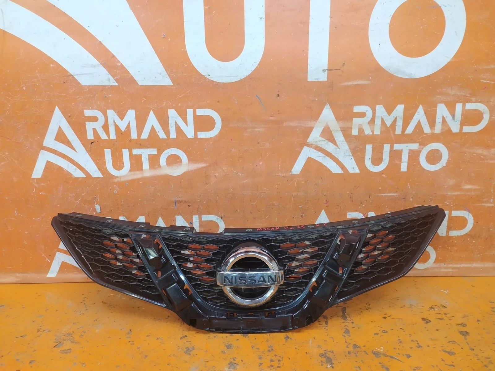 Решетка радиатора Nissan Qashqai 2013-2022 j11