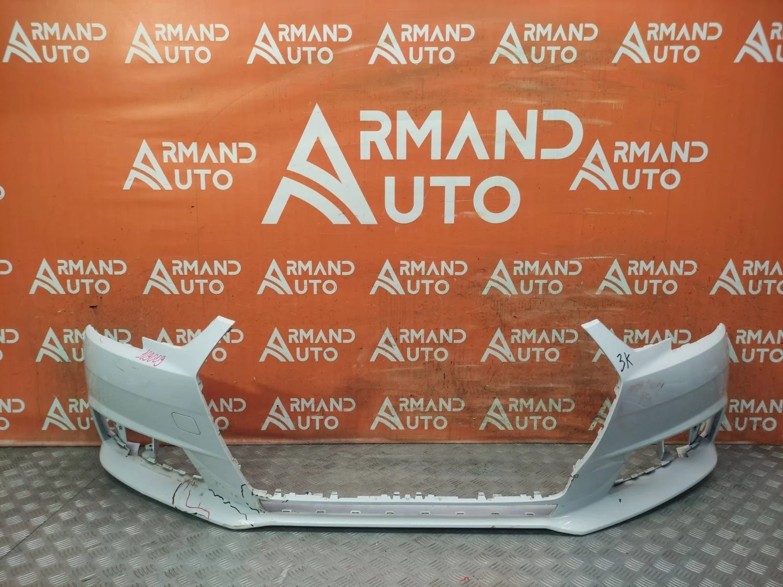 Бампер Audi A4 2015-2020 B9