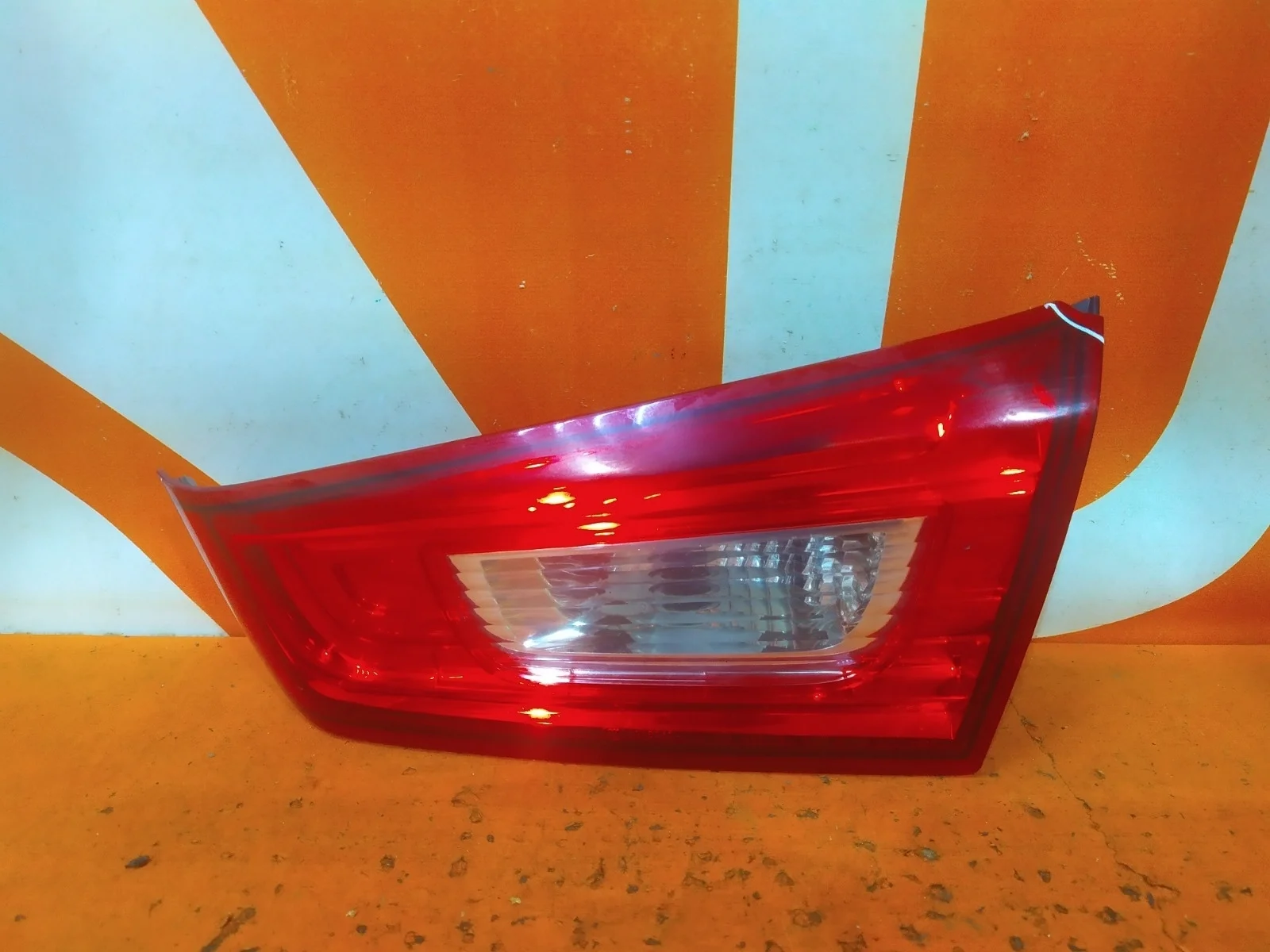 Фонарь внутренний Mitsubishi ASX 2010-нв GA0