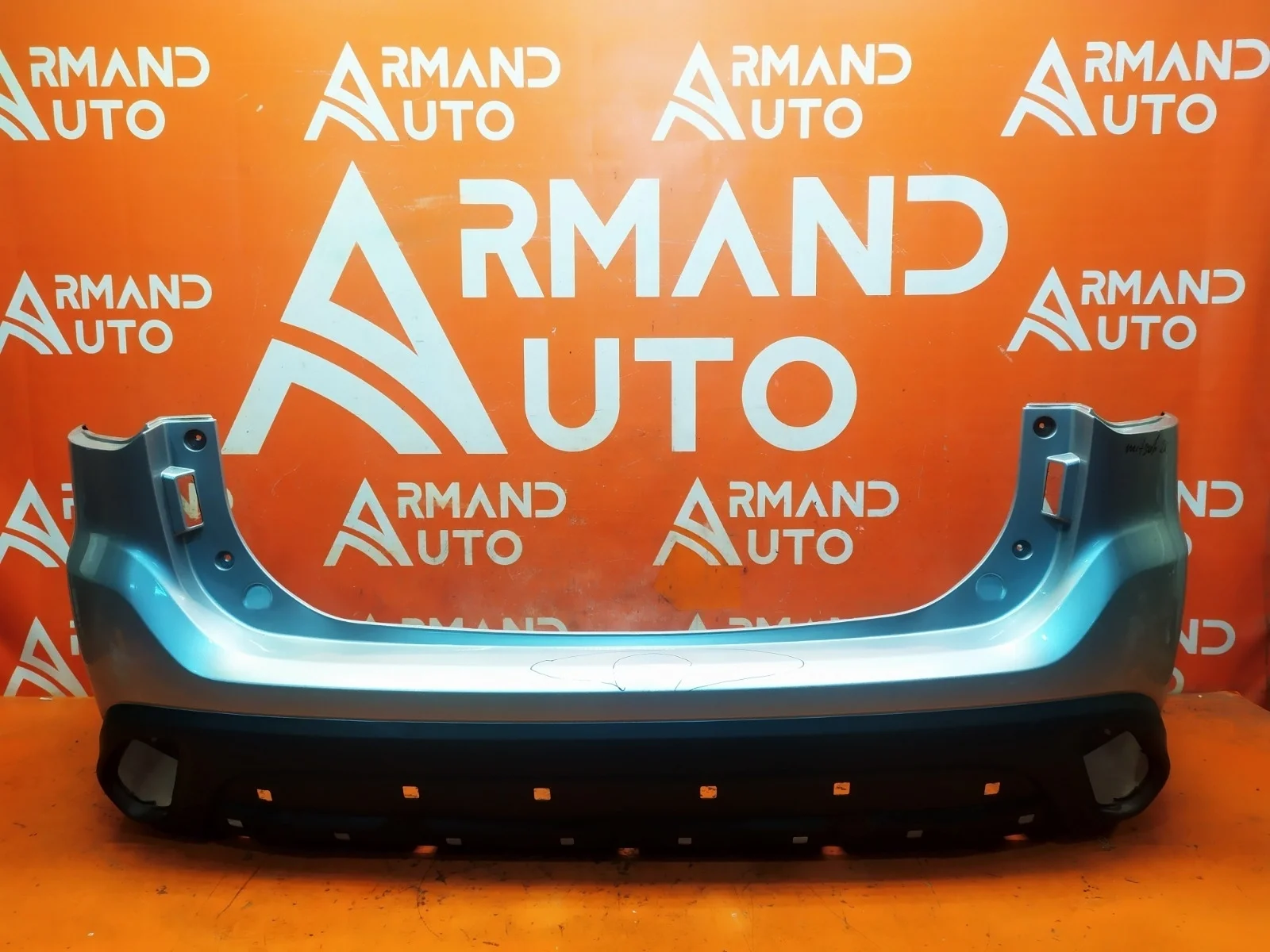 Бампер Mitsubishi Outlander 2018-нв 3