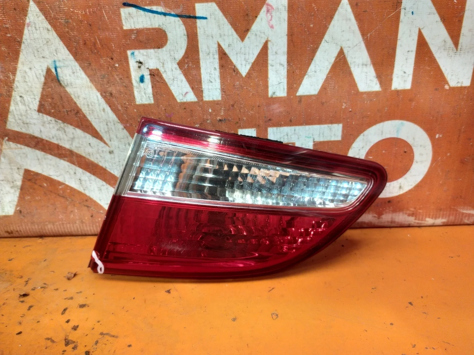 Фонарь внутренний Nissan Almera 2012-2018 G15