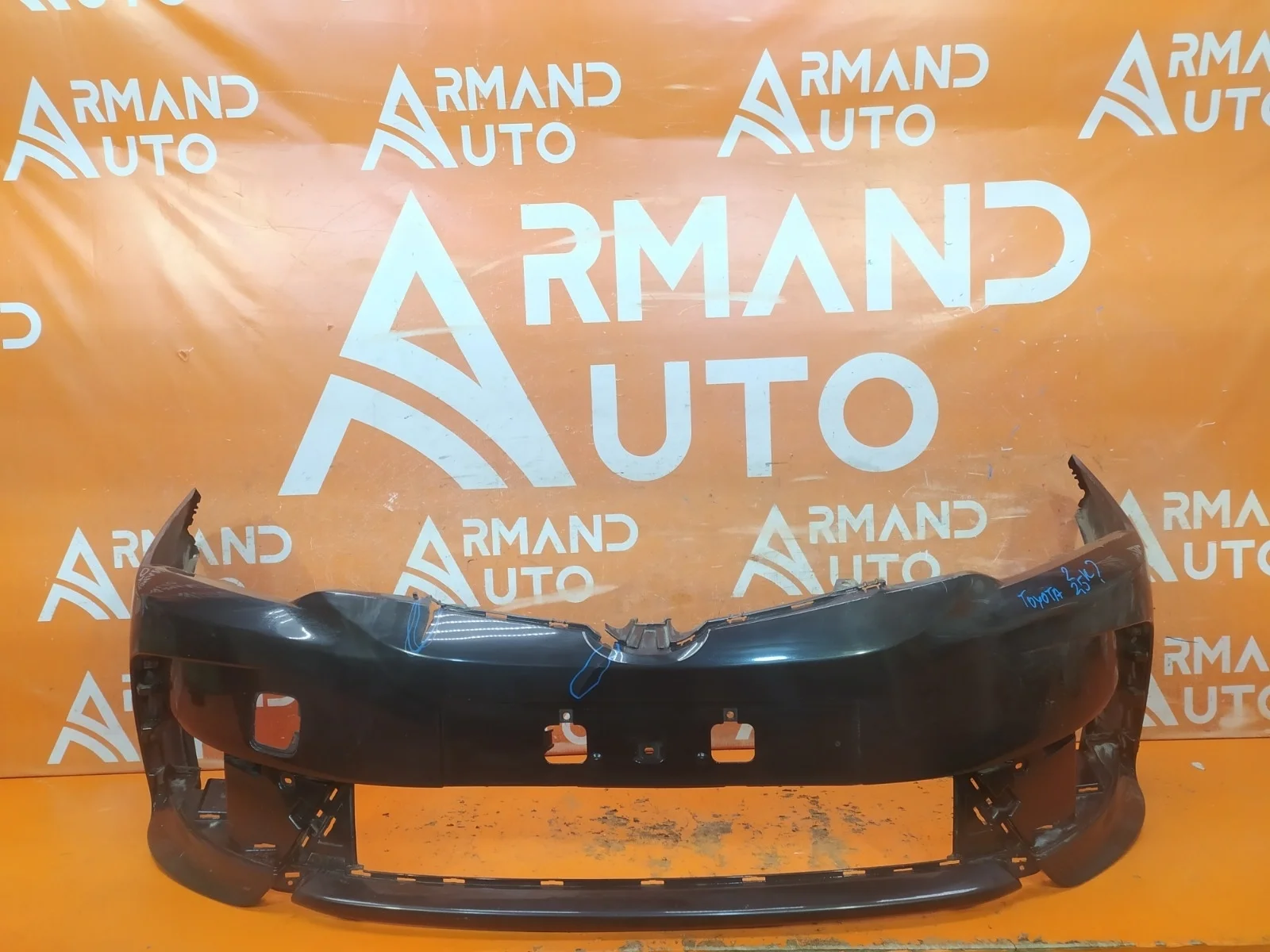 Бампер Toyota Corolla 2015-2019 11 E160 E170 E180