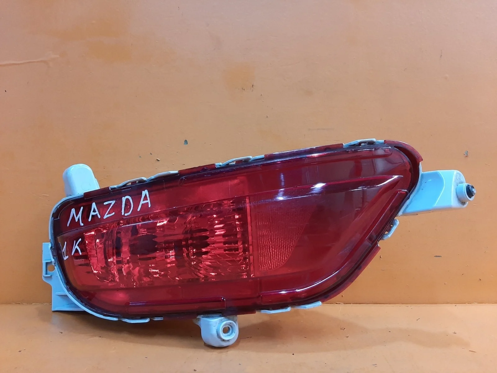 Фонарь противотуманный Mazda CX-5 2017-нв