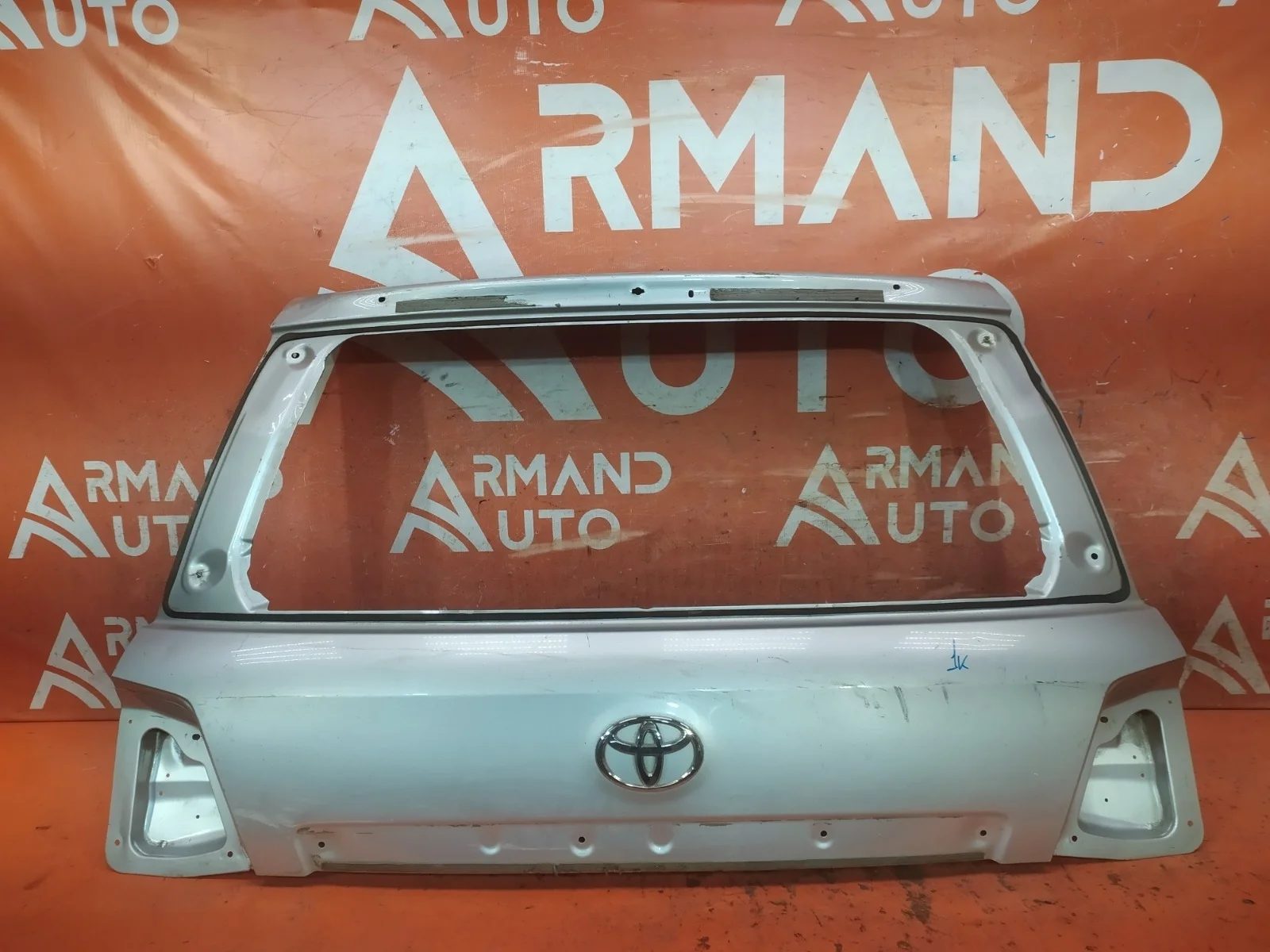 Дверь багажника Toyota Land Cruiser 2007-2015