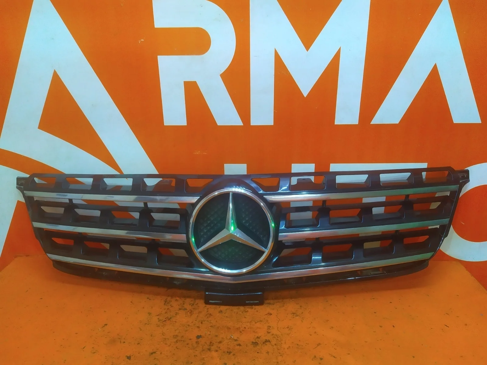 Решетка радиатора Mercedes ML GLE-Class 2011-2015 W166